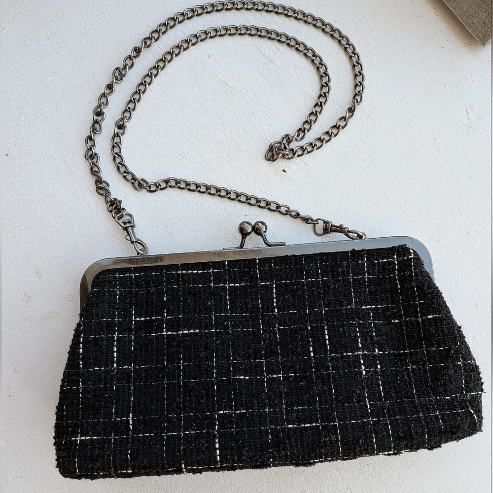 Patricia Nash Potenaz Black &‎ White Bouclé Frame Crossbody Kiss Lock Clutch